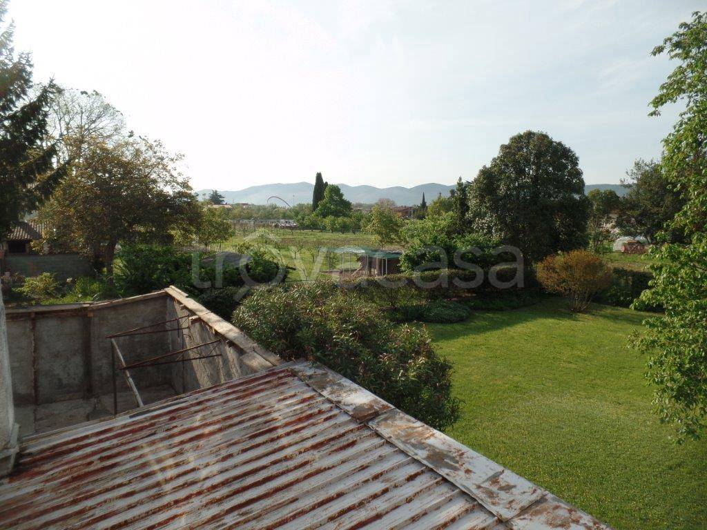 Villa Bifamiliare in vendita a Gorizia via Monte Canin, 2