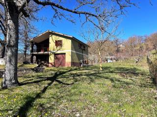 Villa in vendita a pescorocchiano via della fonte