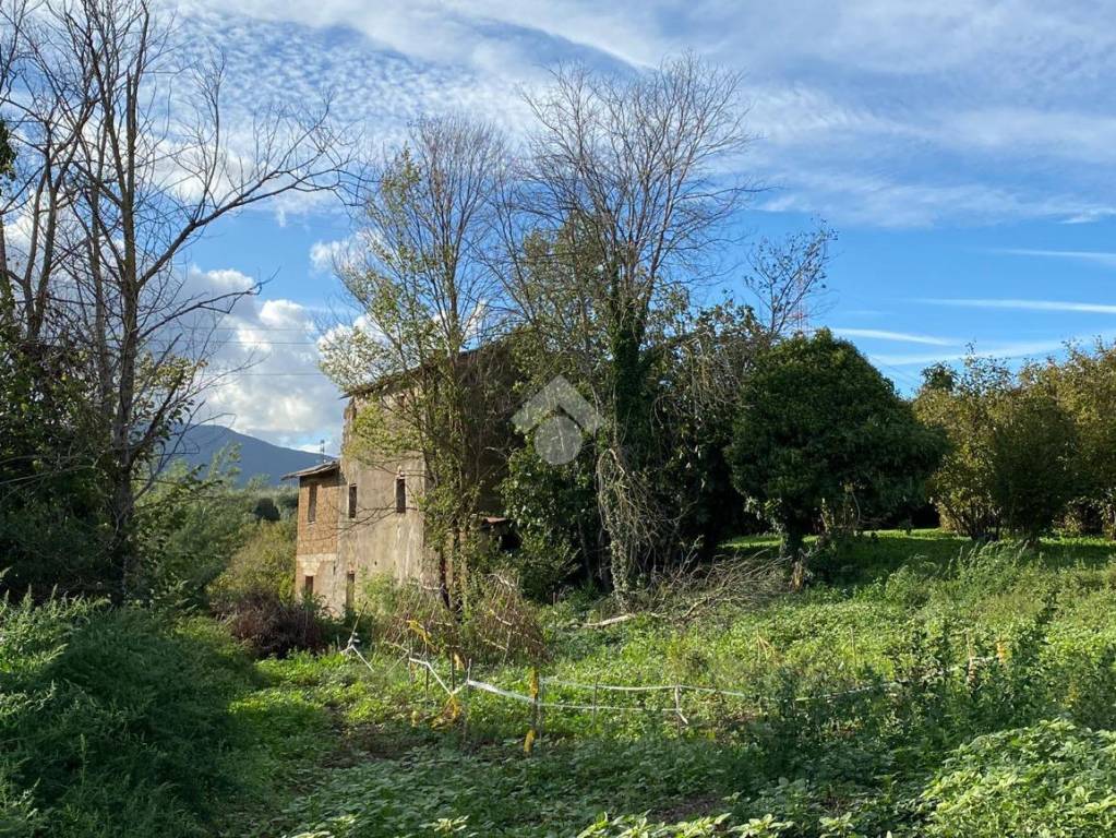 Rustico in vendita a Vignanello località sudano