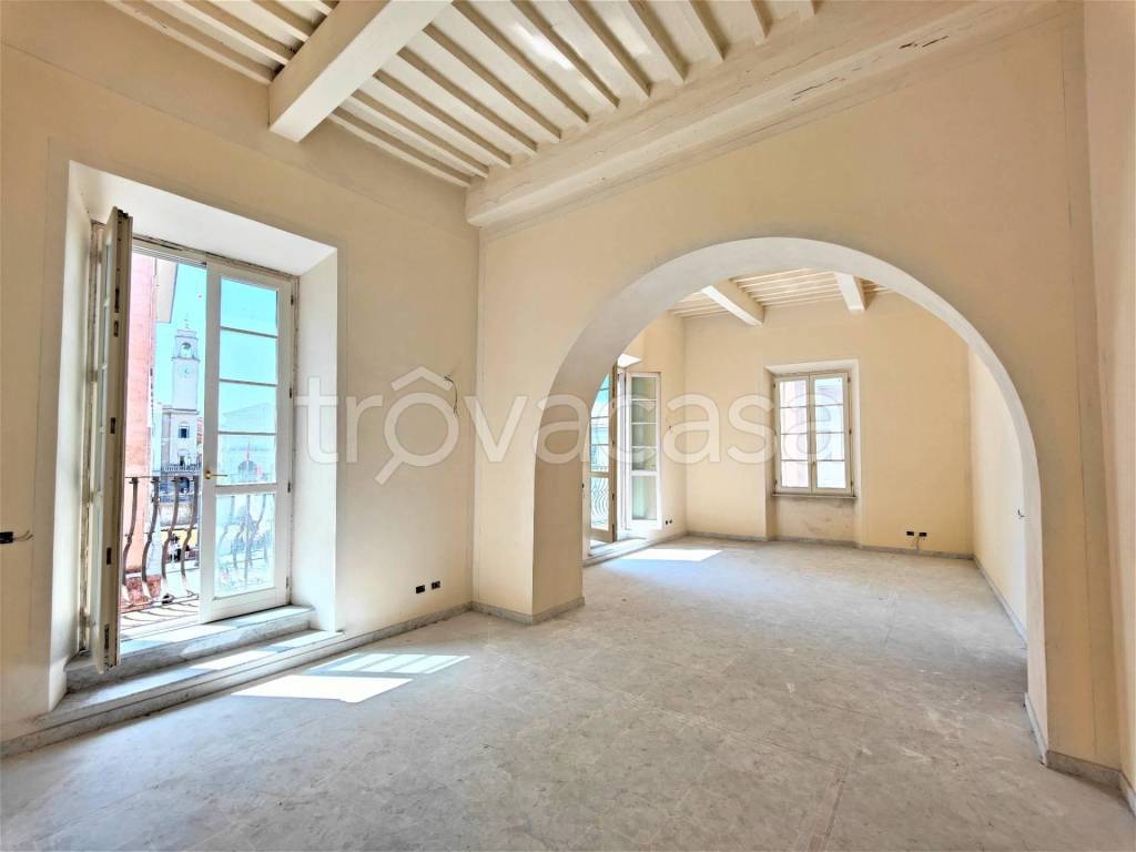 Appartamento in vendita a Pisa piazza Giuseppe Garibaldi