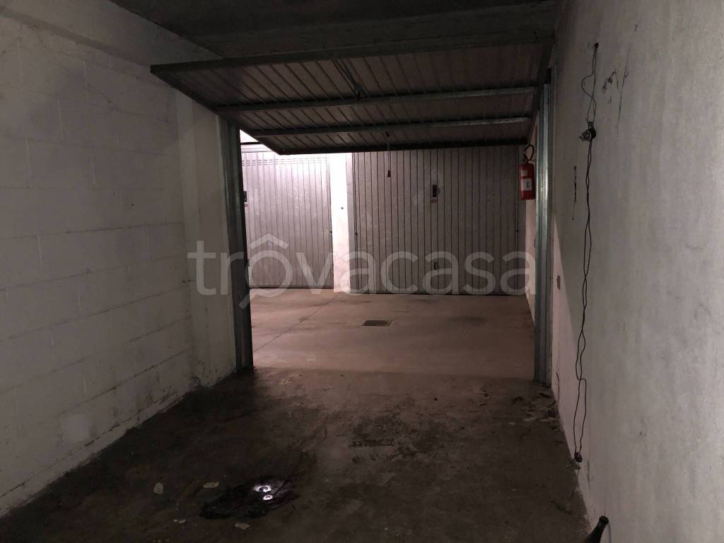 Garage in vendita a Rocca Priora via della Cunetta, 13