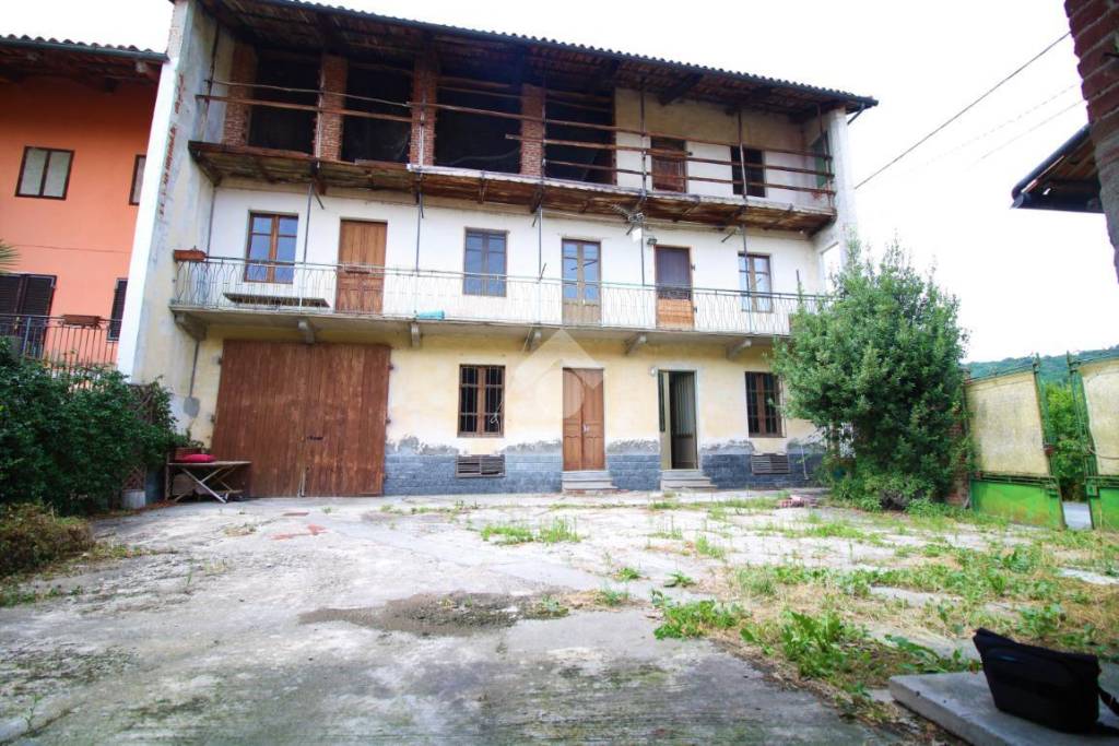 Casa Indipendente in vendita a Borgomasino via Crosa, 19