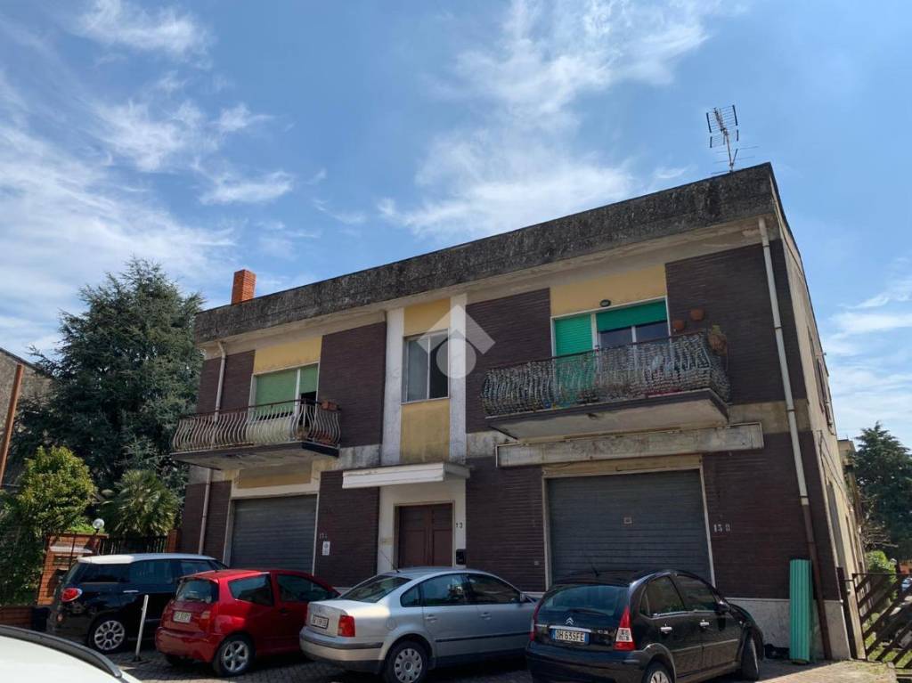 Casa Indipendente in vendita a Montesarchio via Cervinara, 13