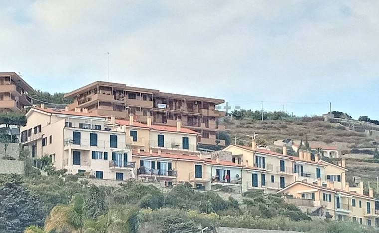 Appartamento in vendita a Santo Stefano al Mare via Cavi, 8