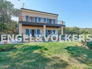 Villa in vendita a campo nell'elba 