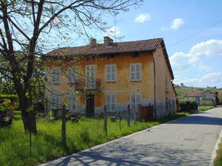 Rustico in vendita a nizza monferrato via adua, 16