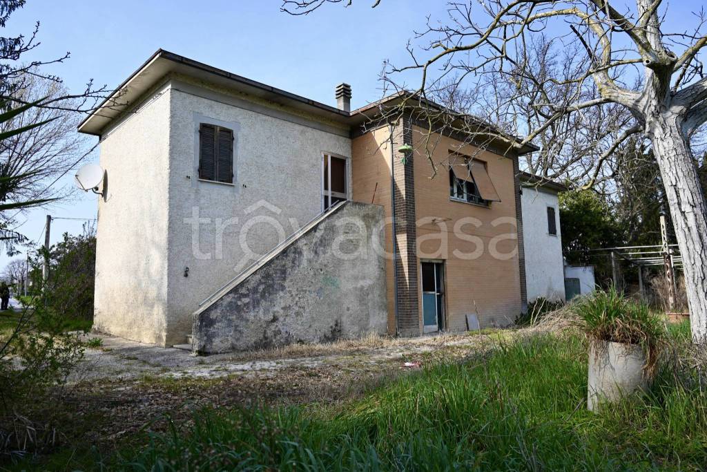 Villa in vendita a Montecassiano località Piane di Potenza, 15