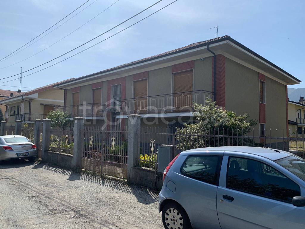 Villa Bifamiliare in vendita a Sangano via Monviso, 13