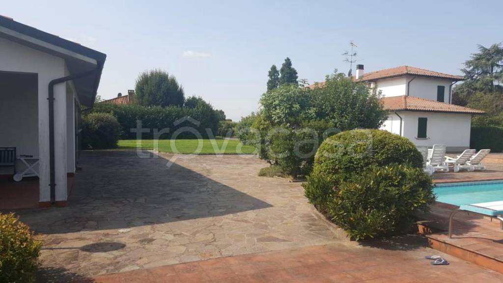 Villa in vendita a Budrio via Cantarana