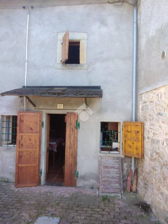 Colonica in vendita a Toano via Montebiotto, 25