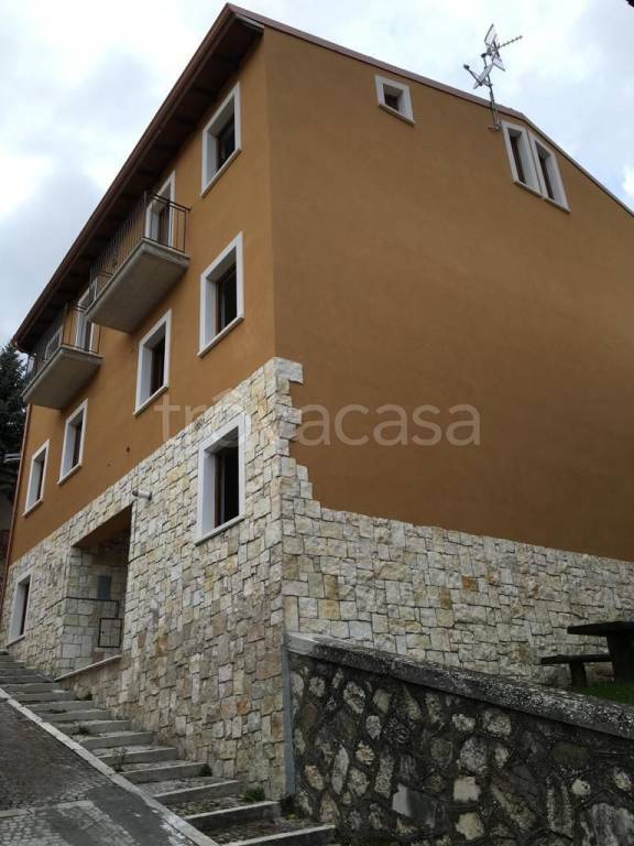 Casa Indipendente in in vendita da privato a Castel di Sangro via Sangrina, 4