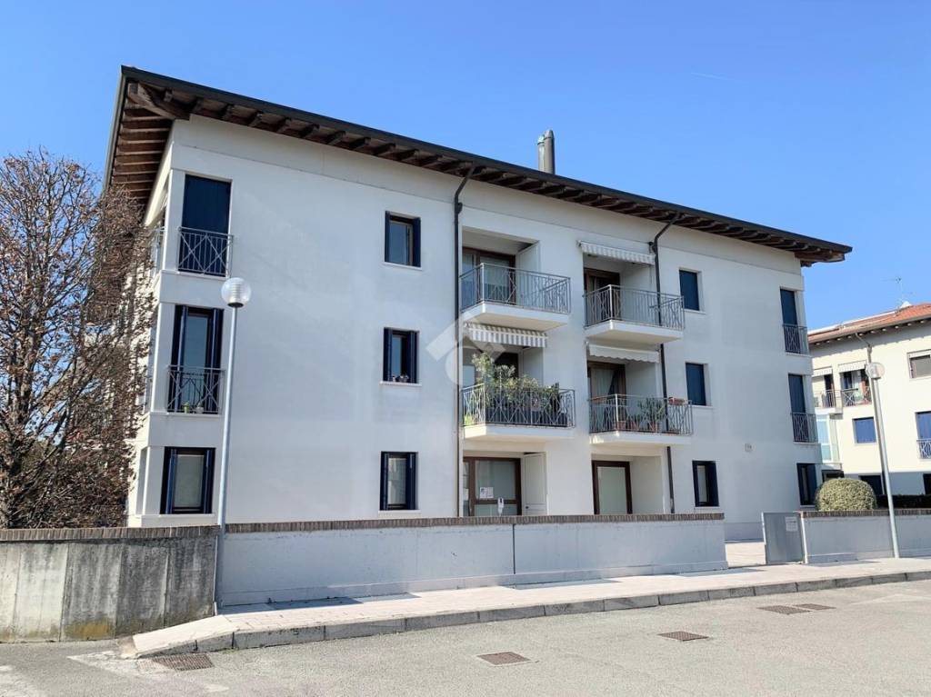 Appartamento in vendita a Castelfranco Veneto via Vespucci, 21