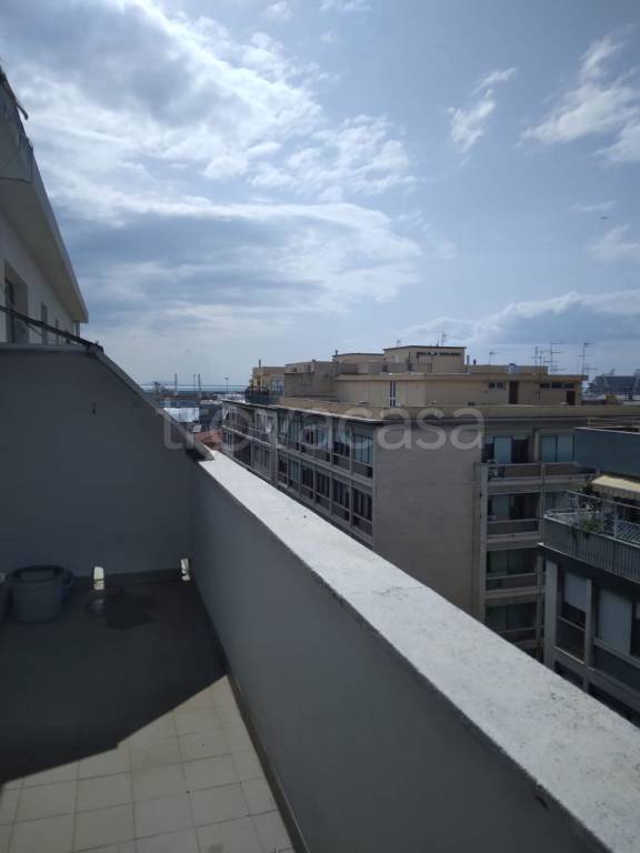 Appartamento in in vendita da privato a Livorno via Grande, 215