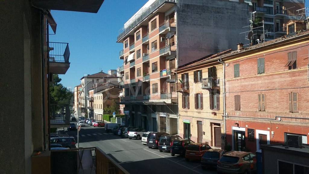 Appartamento in vendita a Macerata via Roma, 114