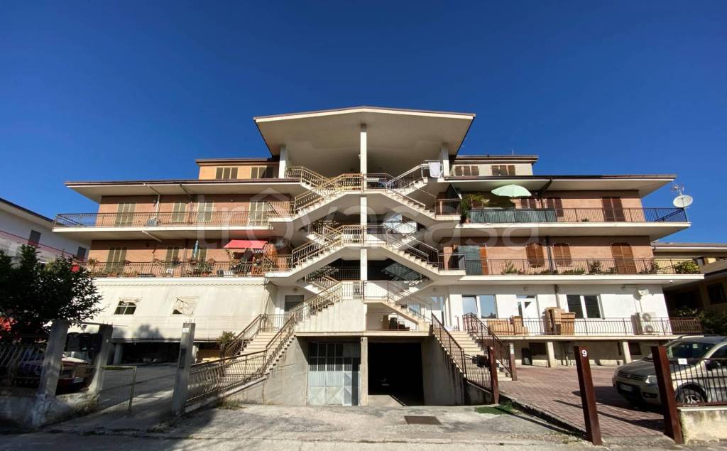 Appartamento in vendita a Ponzano di Fermo via Tevere, snc
