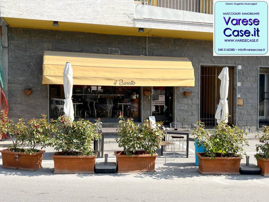 Bar in vendita a Biassono piazza San Francesco d'Assisi, 43