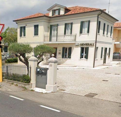 Villa in vendita a Treviso via Monfenera