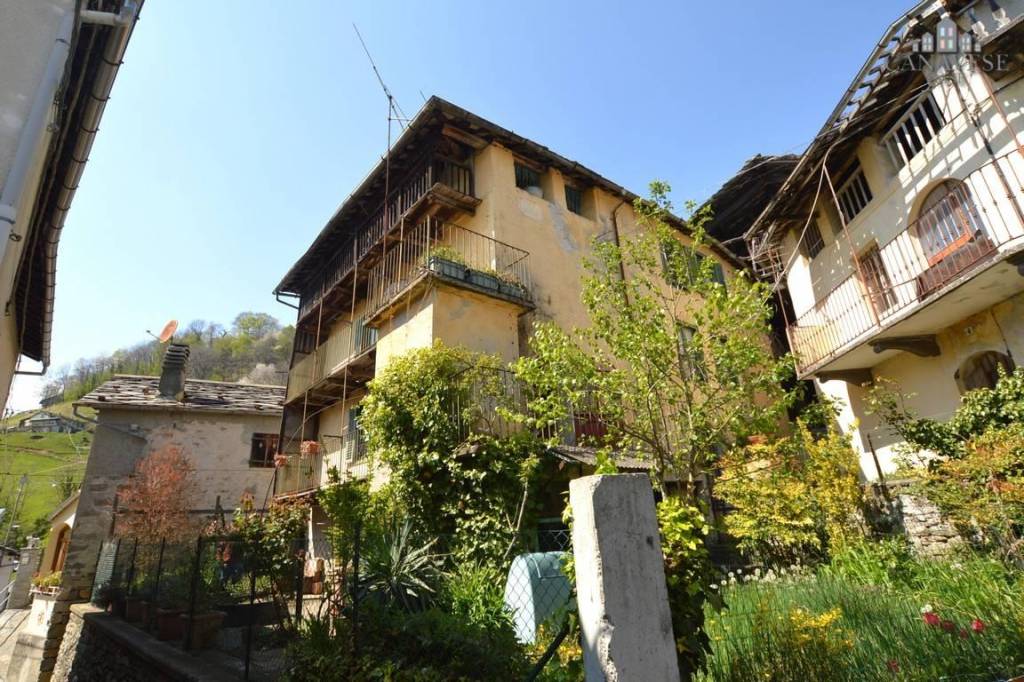 Casa Indipendente in vendita a Traversella via Garibaldi, 8a