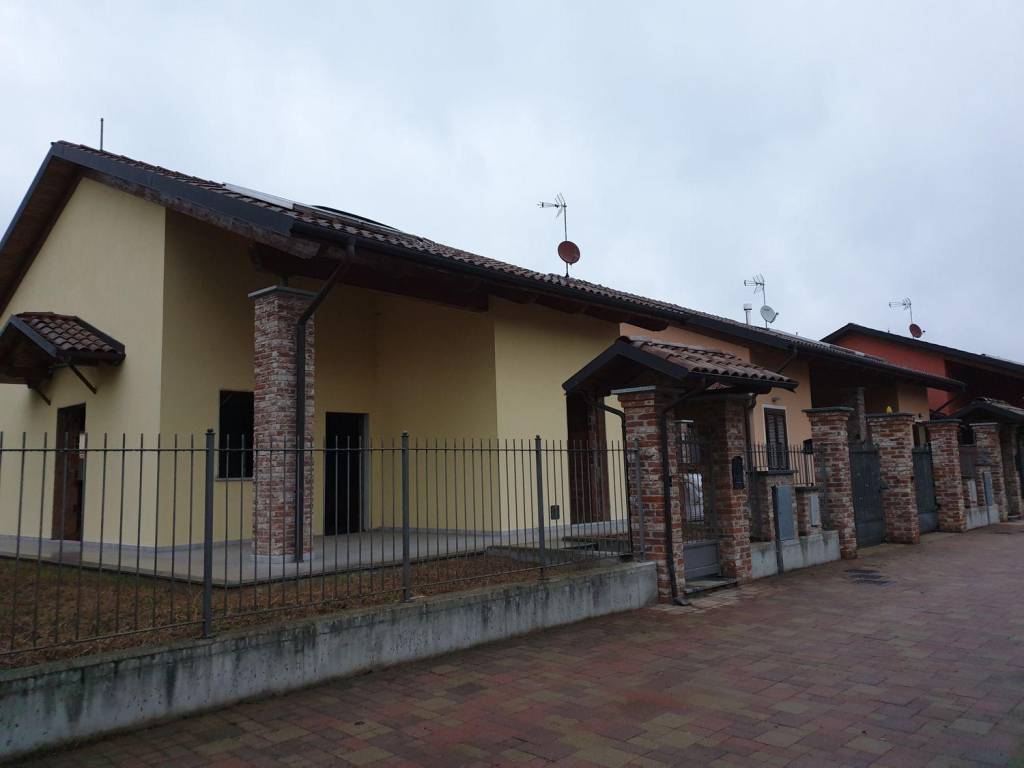 Villa in vendita a Buttigliera d'Asti via XXIV Maggio, 60