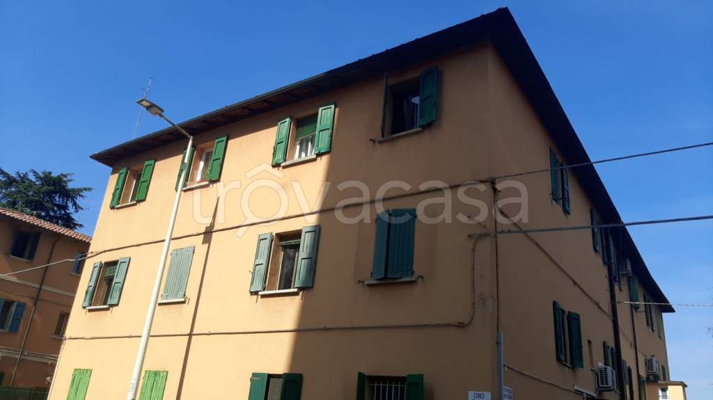 Appartamento in vendita a Bologna via Alceste De Ambris