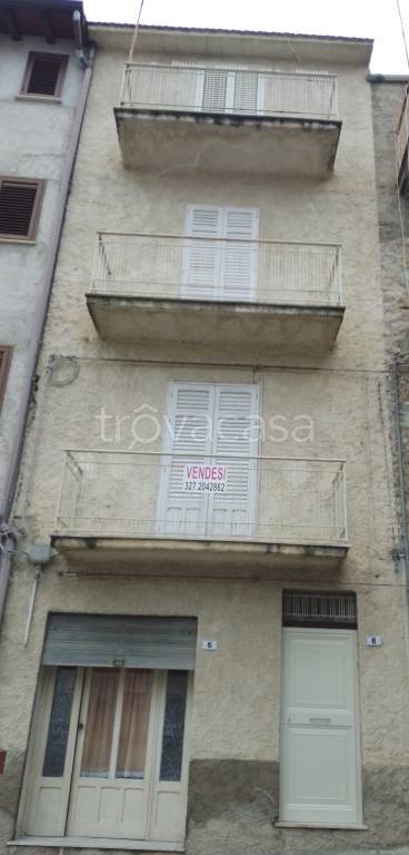Appartamento in in vendita da privato ad Alessandria della Rocca piazza Metello, 8