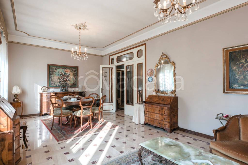 Villa in vendita a Castenedolo via Giosuè Carducci, 46