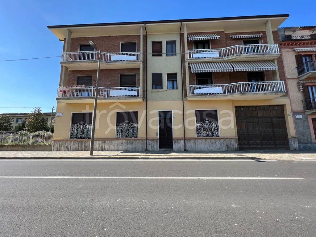 Appartamento in vendita a Canale via Roma, 169