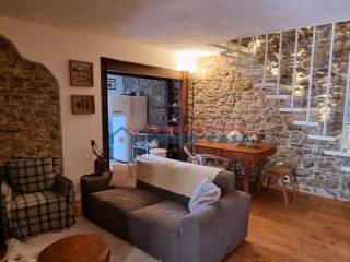 Casa indipendente in affitto a erice via chiaramonte