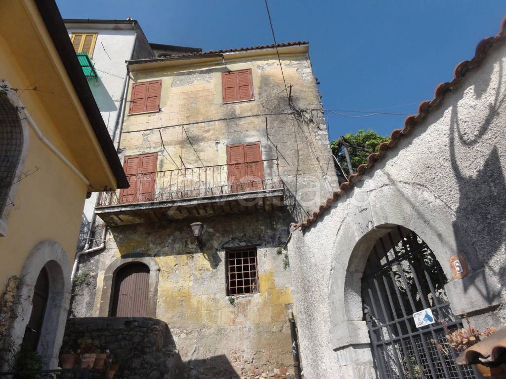 Casa Indipendente in vendita a Ceccano via Torre