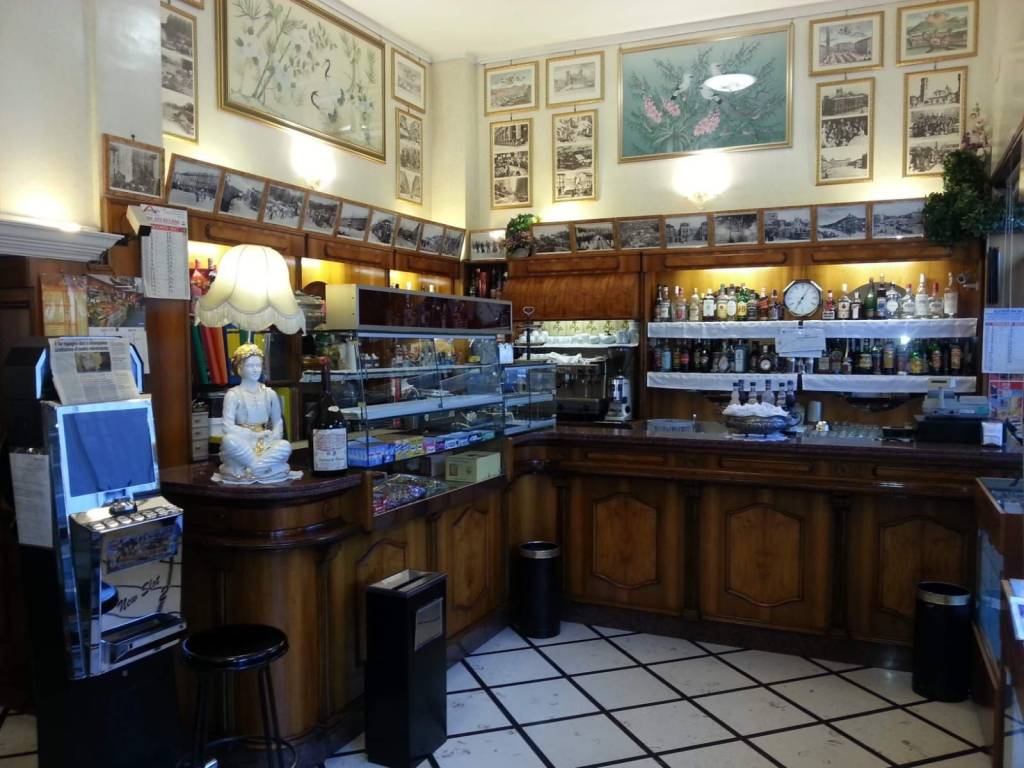Bar in in vendita da privato a Torino corso Giulio Cesare, 105
