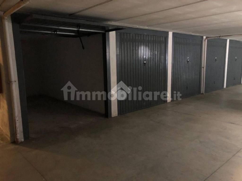 Garage in vendita a Bergamo via Torretta, 11