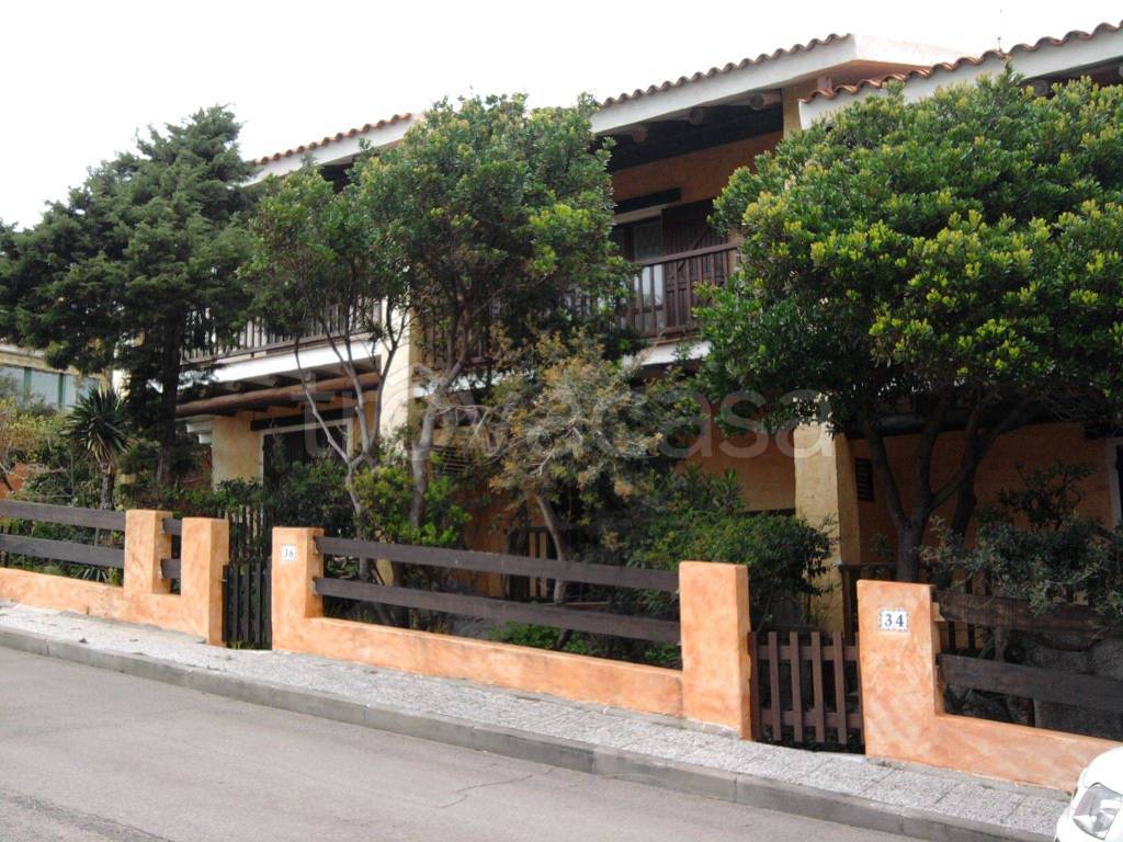 Villa a Schiera in in affitto da privato a Santa Teresa Gallura via Calabria, 34
