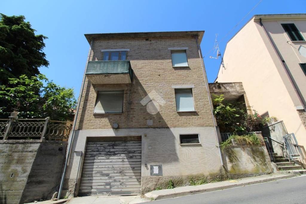 Casa Indipendente in vendita ad Acquaviva Picena via s. Francesco, 32