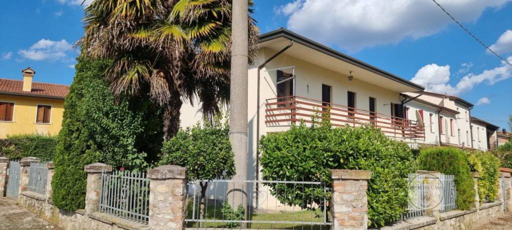 Villa a Schiera in vendita a Galzignano Terme roma