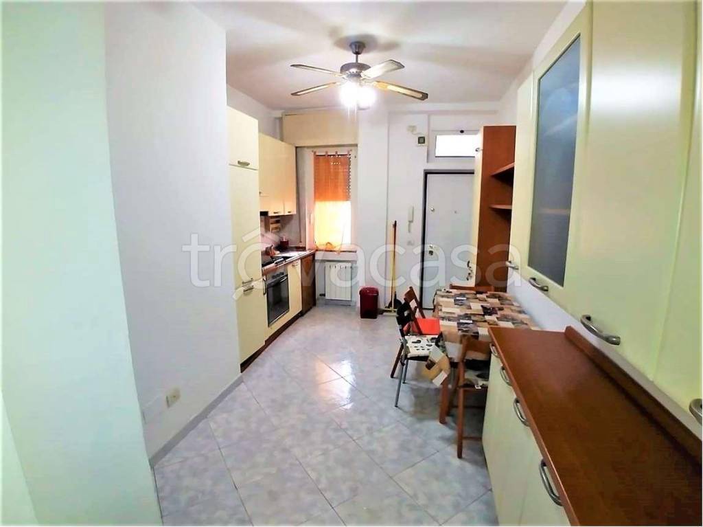 Appartamento in vendita a Locate di Triulzi via Cavalli, 68