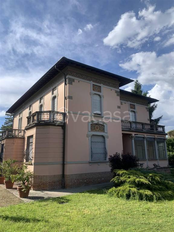 Villa in vendita a Caravaggio
