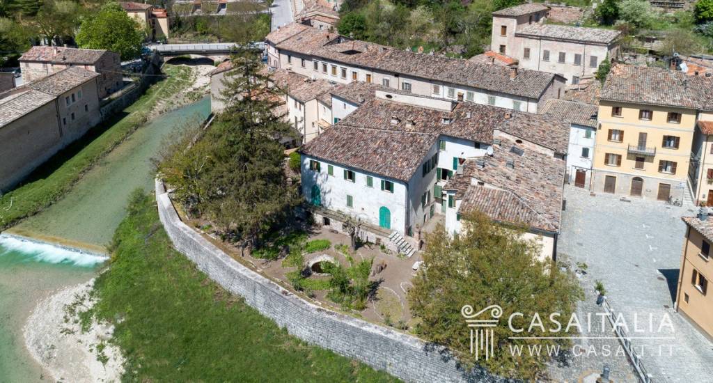 Villa in vendita a Piobbico via Santa Maria in Val d'Abisso, 19