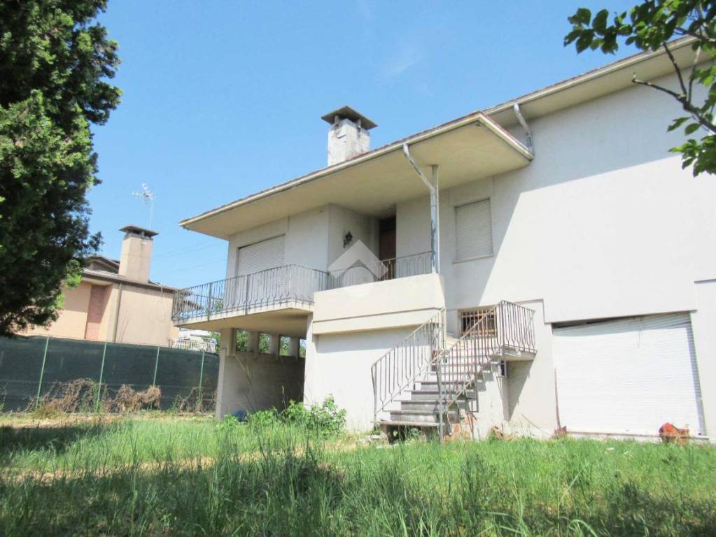 Villa in vendita a Castelfranco Veneto borgo Treviso, 85