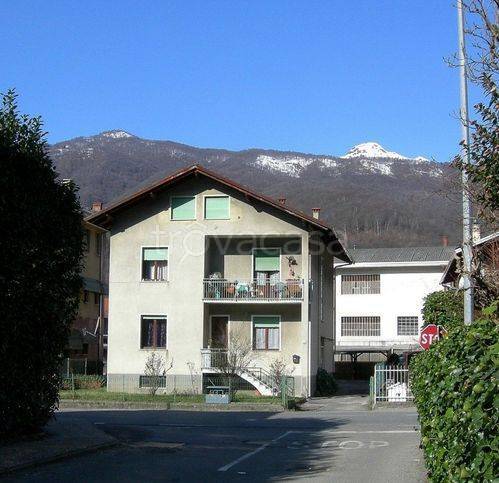Villa in vendita a Quarona corso Rolandi 25