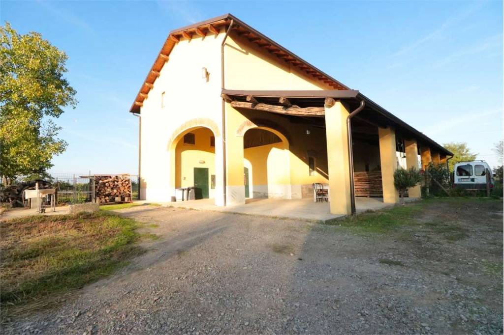 Villa Bifamiliare in vendita a Carpi via Remesina esterna, 33/a
