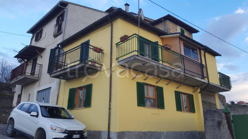 Casa Indipendente in in vendita da privato a Cantalice via del Santuario, 53
