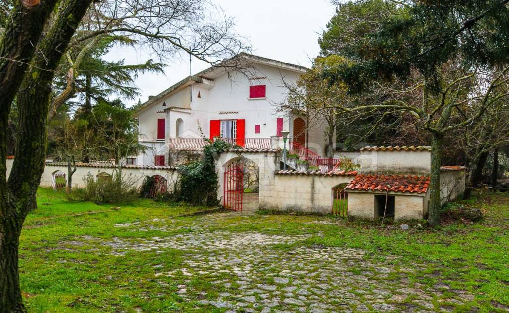 Villa Bifamiliare in vendita a Manfredonia frazione montagna