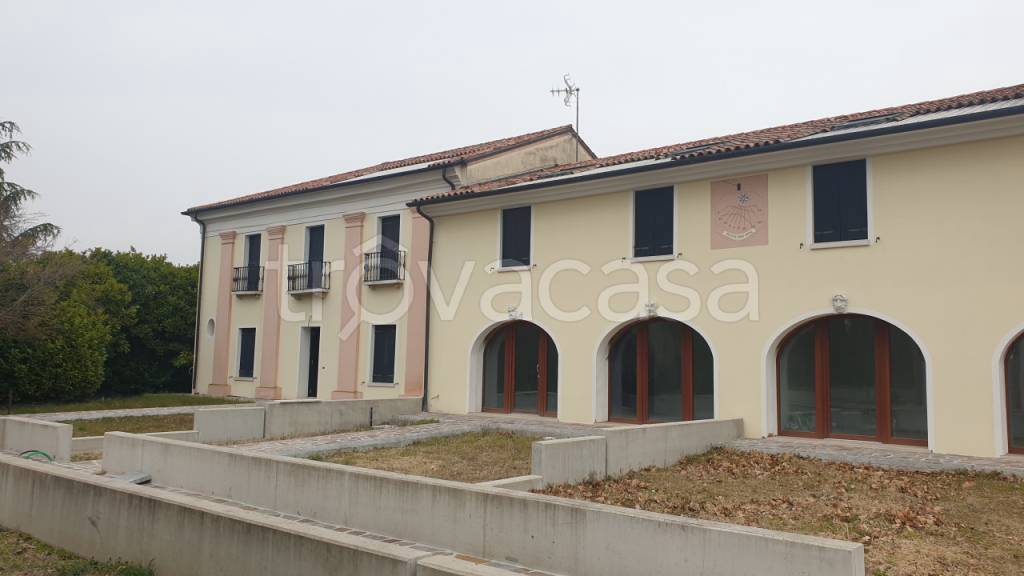 Villa Bifamiliare in vendita a Venezia via terraglio