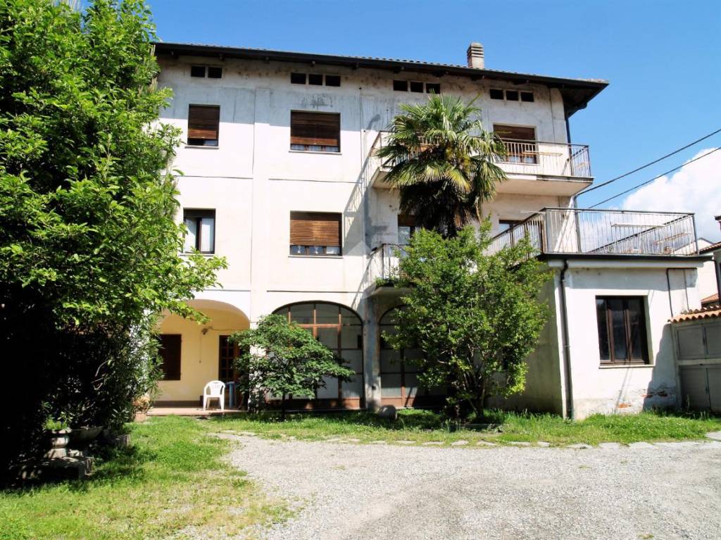 Casa Indipendente in vendita a Montalto Dora via aosta, 7