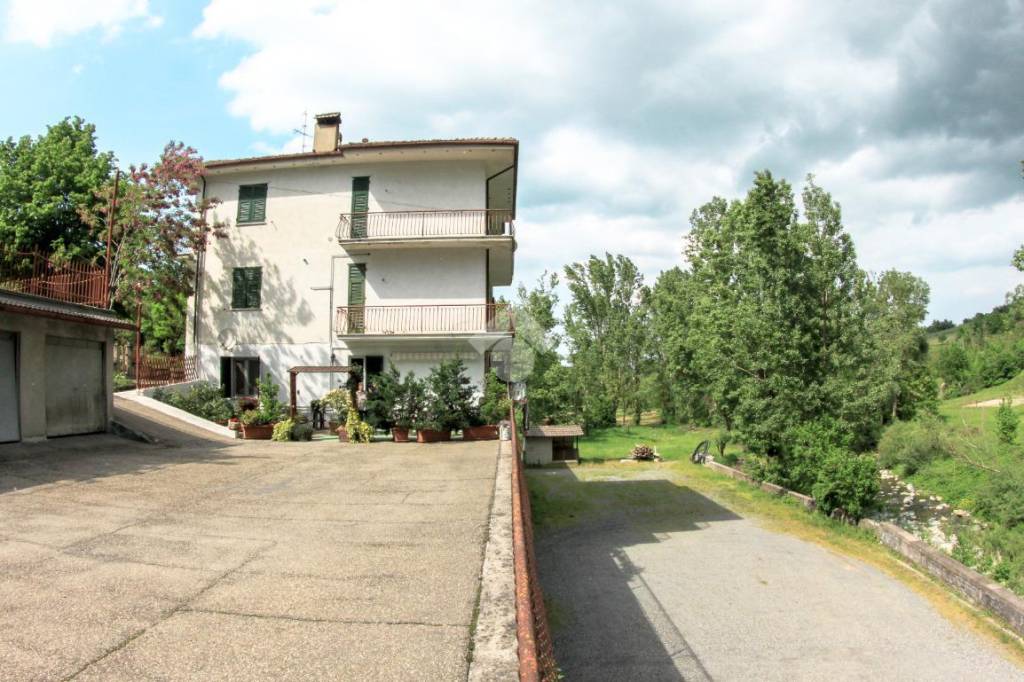 Appartamento in vendita a Gavi borgata alice, 128