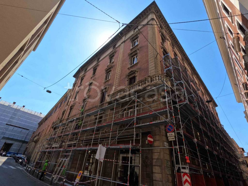Appartamento in vendita a Bologna piazza Franklin Delano Roosevelt, 3