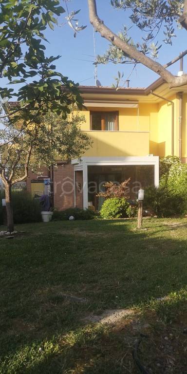 Villa a Schiera in in vendita da privato a Misano Adriatico via Roma, 39