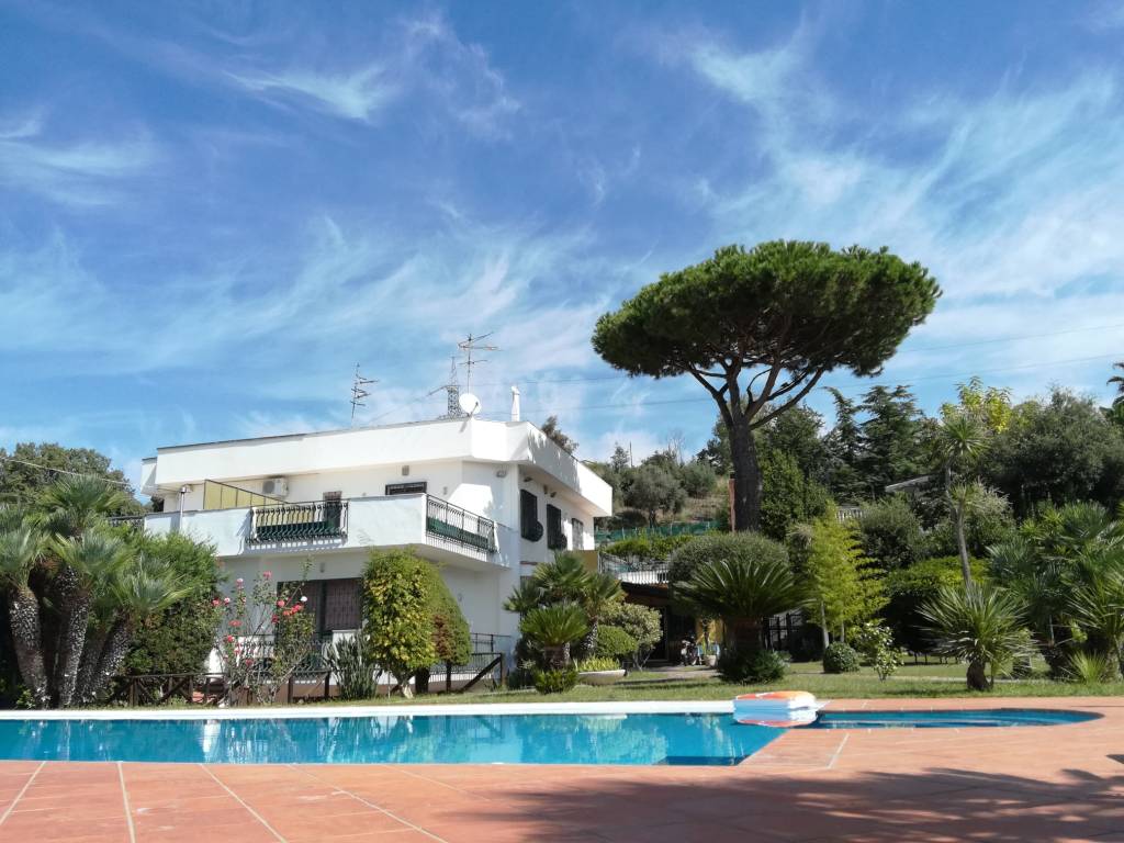 Villa Bifamiliare in vendita a Ercolano via Luigi Palmieri, 104A