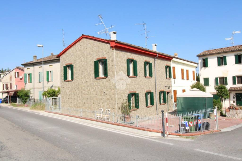 Casa Indipendente in vendita a Concordia sulla Secchia via per s. Possidonio, 1