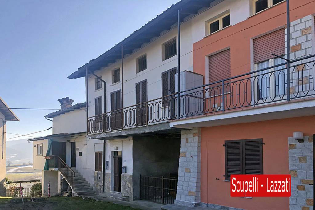 Villa in vendita a Zavattarello strada Statale della Val Tidone